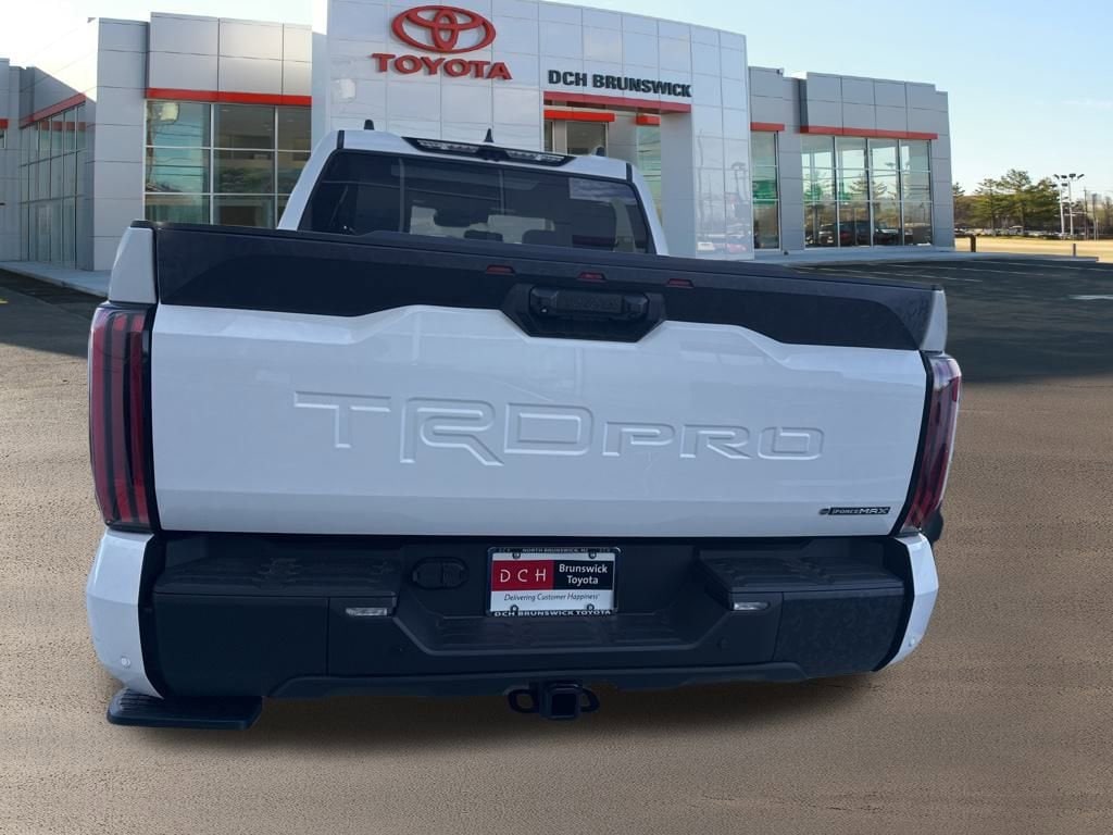 Thumbnail: 2025 Toyota Tundra - 6