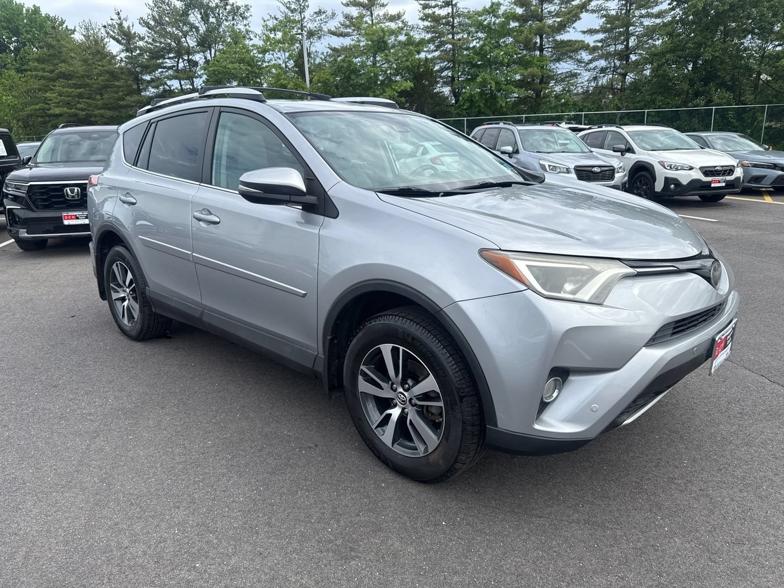 Thumbnail: 2016 Toyota RAV4 - 3