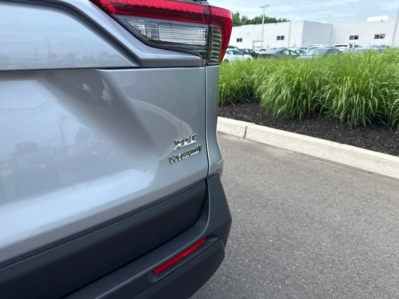 Thumbnail: 2023 Toyota RAV4 - 14
