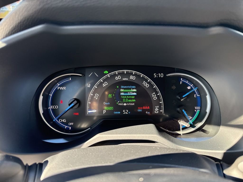 Thumbnail: 2025 Toyota RAV4 - 26