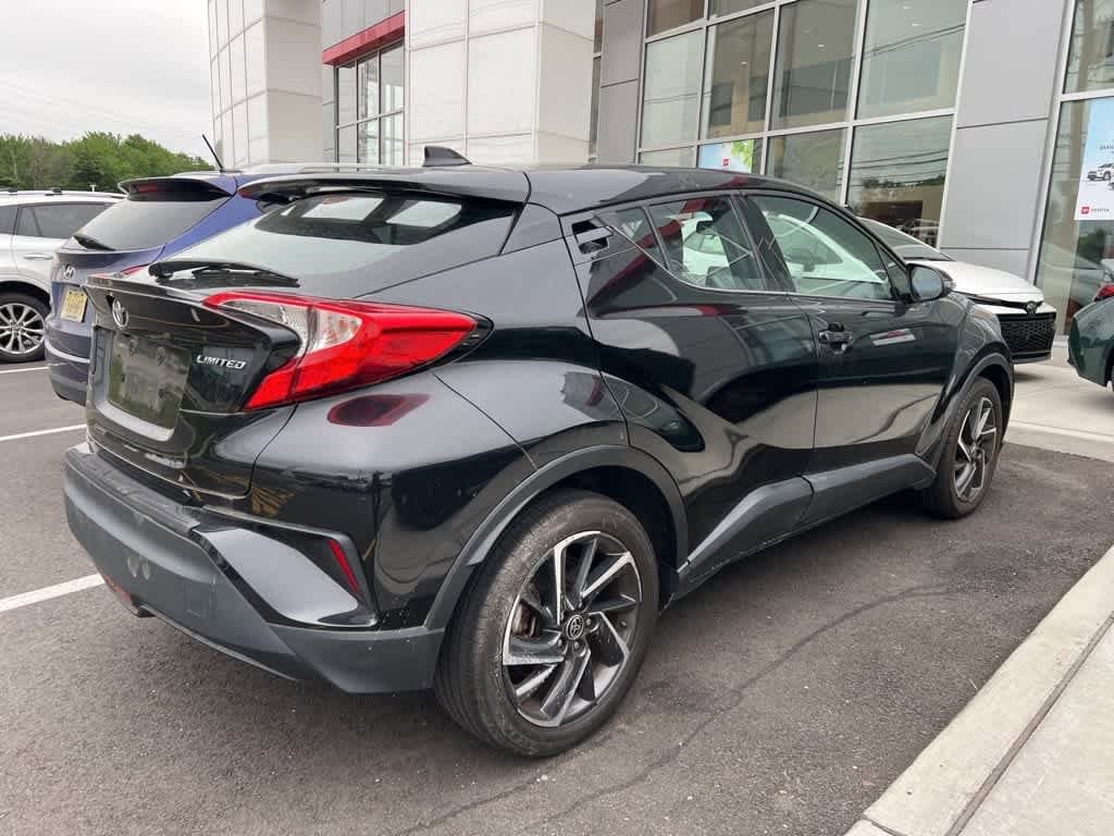 Thumbnail: 2022 Toyota C-HR - 3