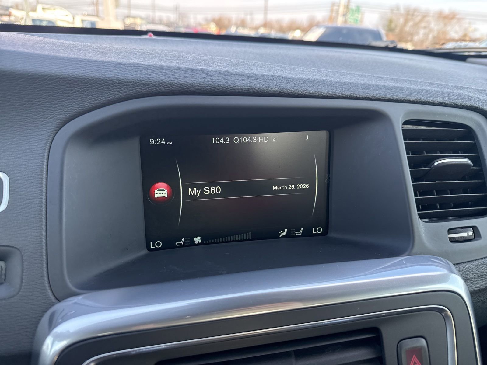 Thumbnail: 2016 Volvo S60 - 25