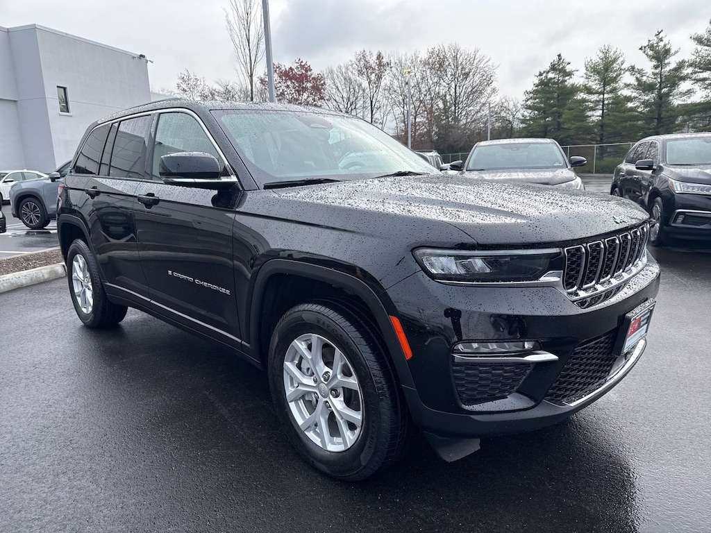 Used 2023 Jeep Grand Cherokee Limited SUV