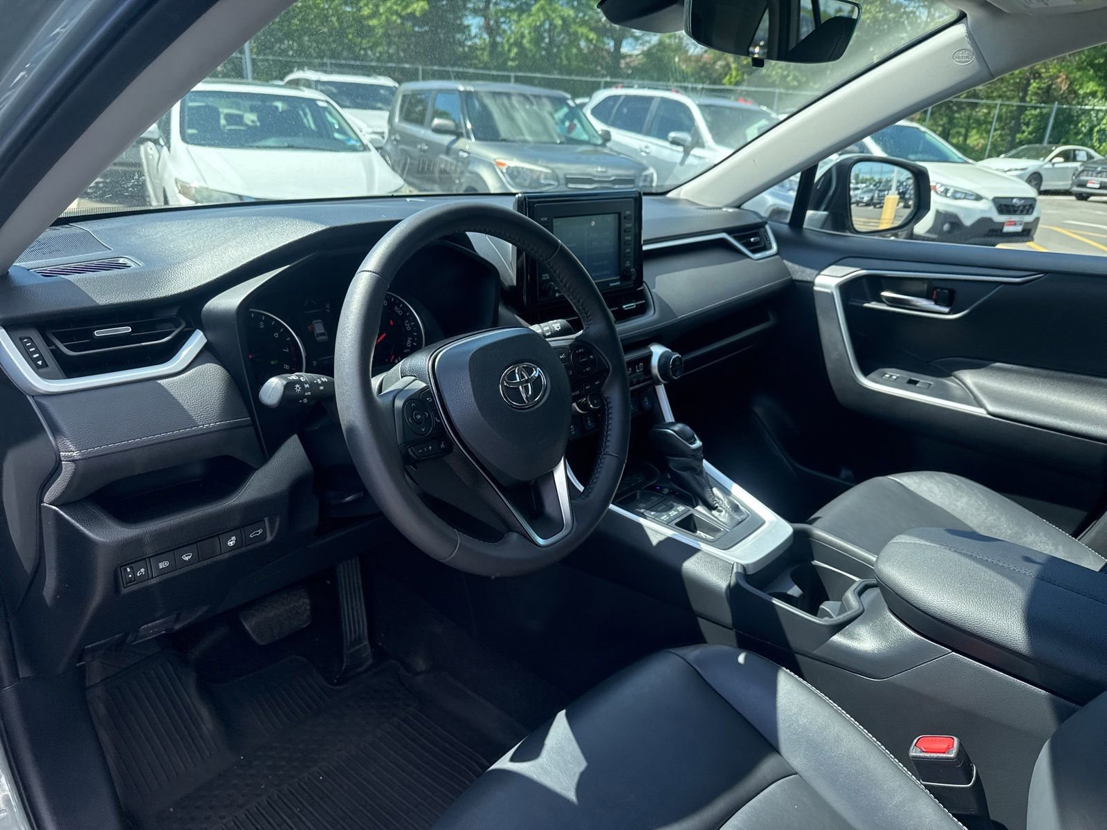Thumbnail: 2021 Toyota RAV4 - 19