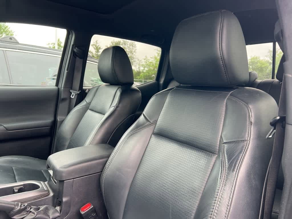 2021 Toyota Tacoma TRD Off-Road 17