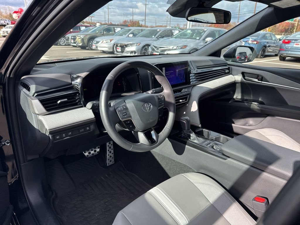 Thumbnail: 2025 Toyota Camry - 17