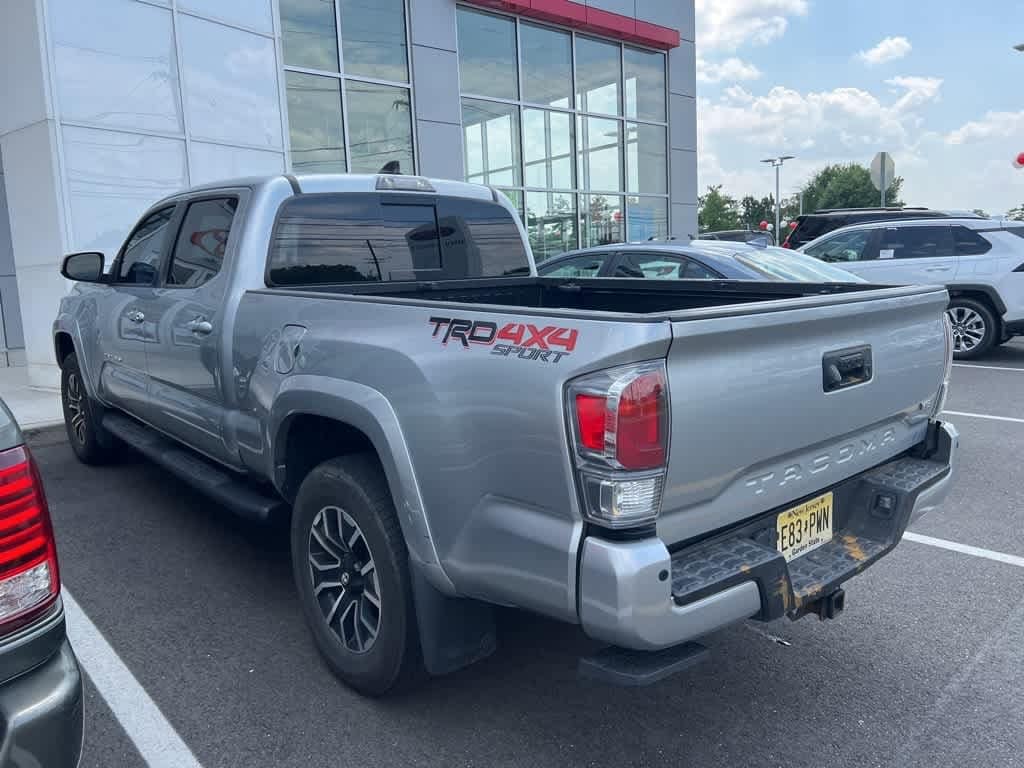 Thumbnail: 2022 Toyota Tacoma - 4