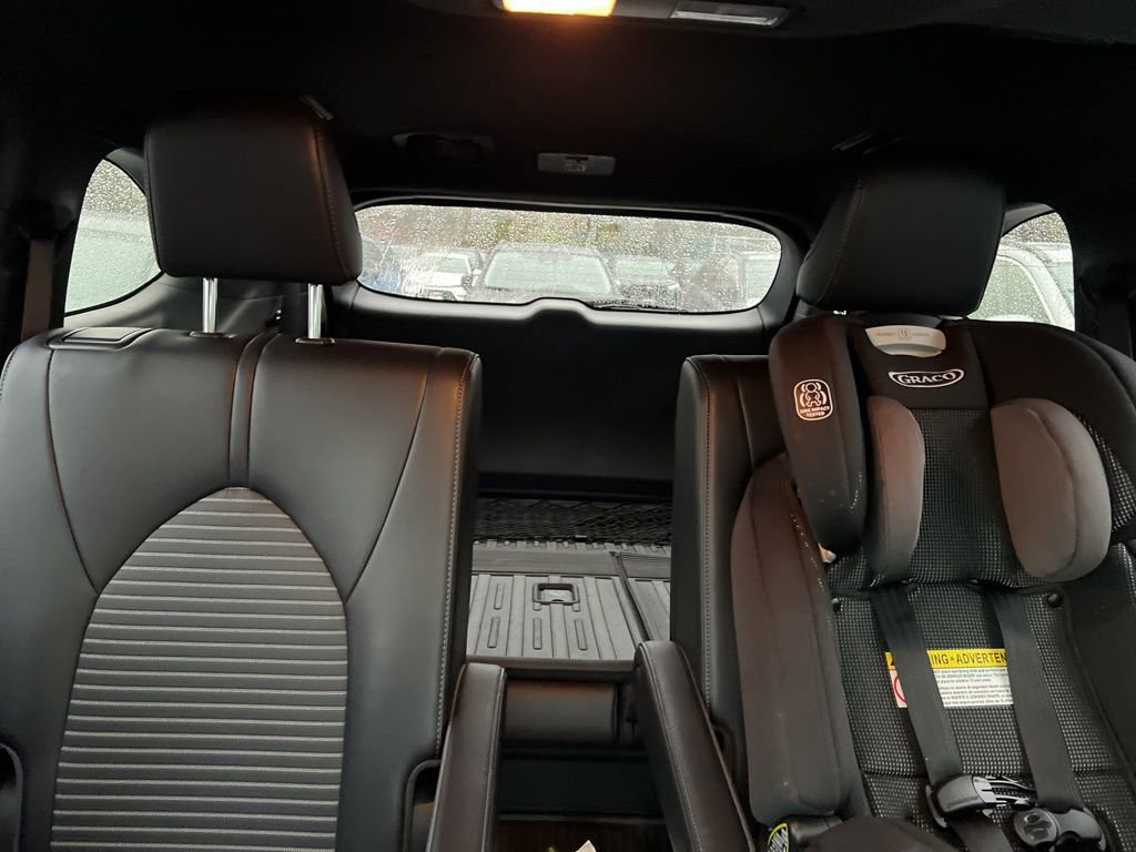 Thumbnail: 2023 Toyota Highlander - 19