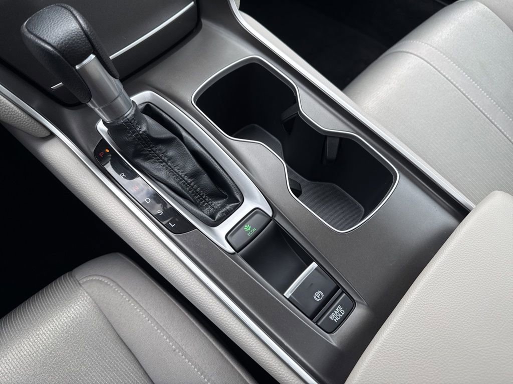 Thumbnail: 2020 Honda Accord - 27