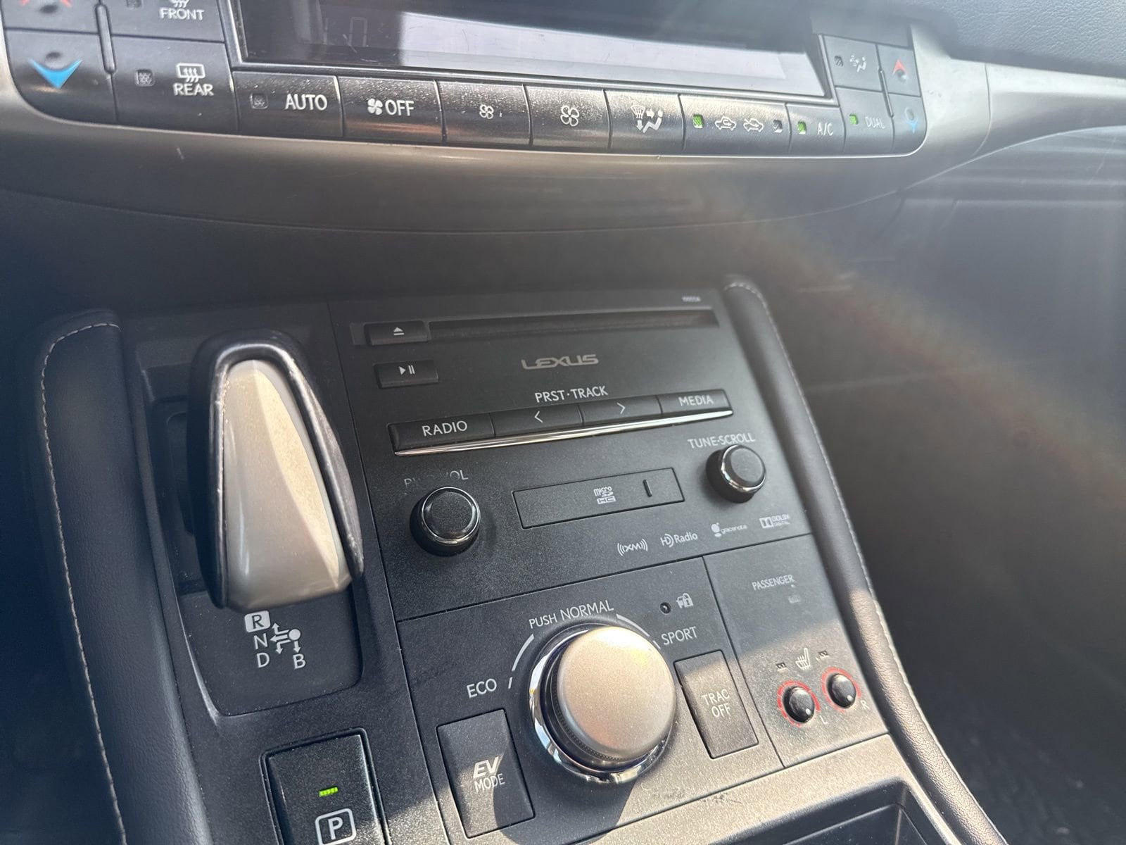 Thumbnail: 2015 Lexus CT - 26