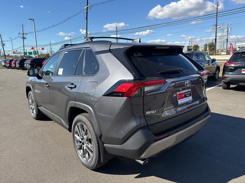 Thumbnail: 2025 Toyota RAV4 - 6