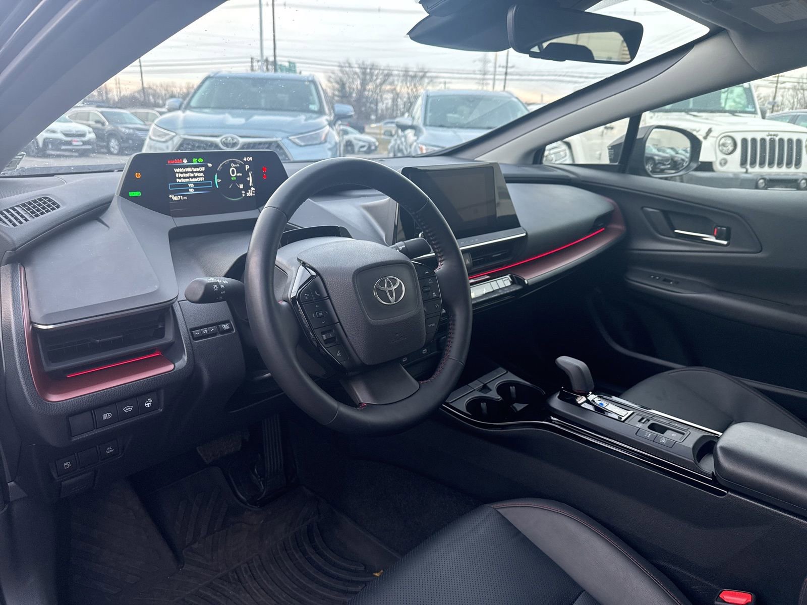 Thumbnail: 2023 Toyota Prius Prime - 18