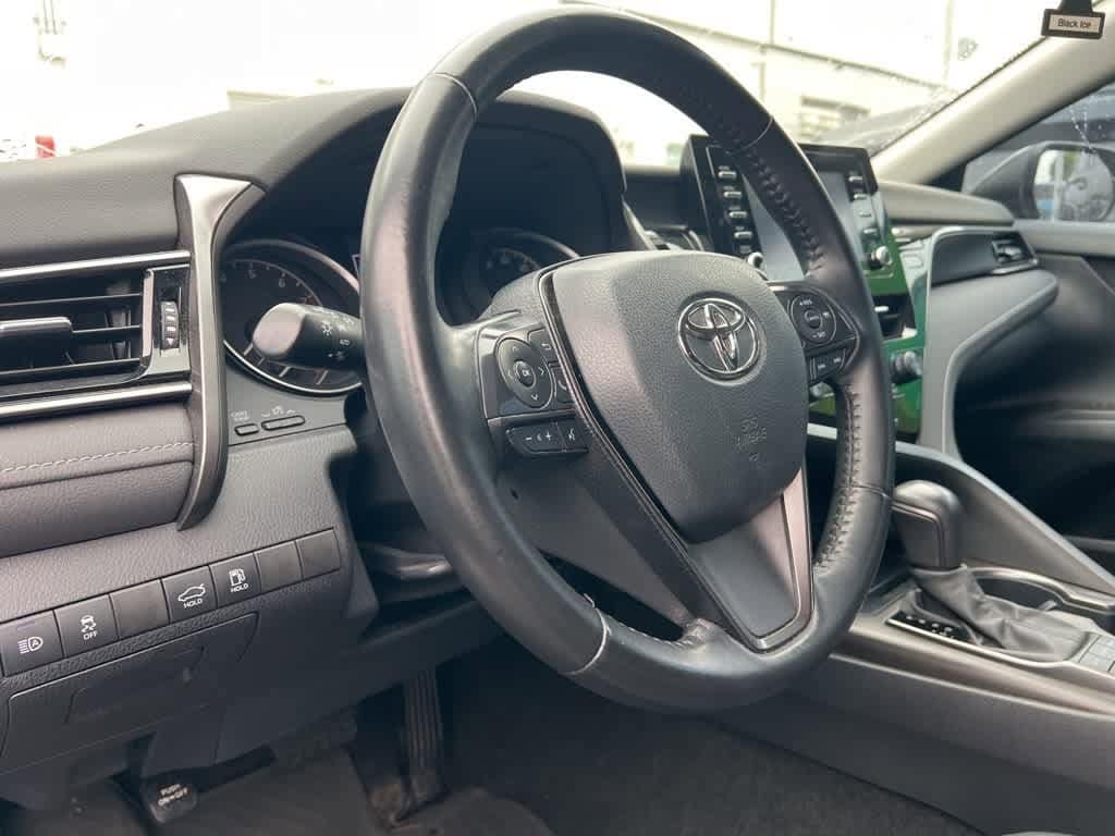 2022 Toyota Camry SE 13