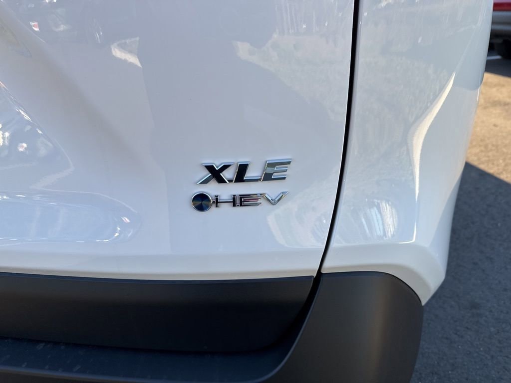 Thumbnail: 2025 Toyota RAV4 - 7