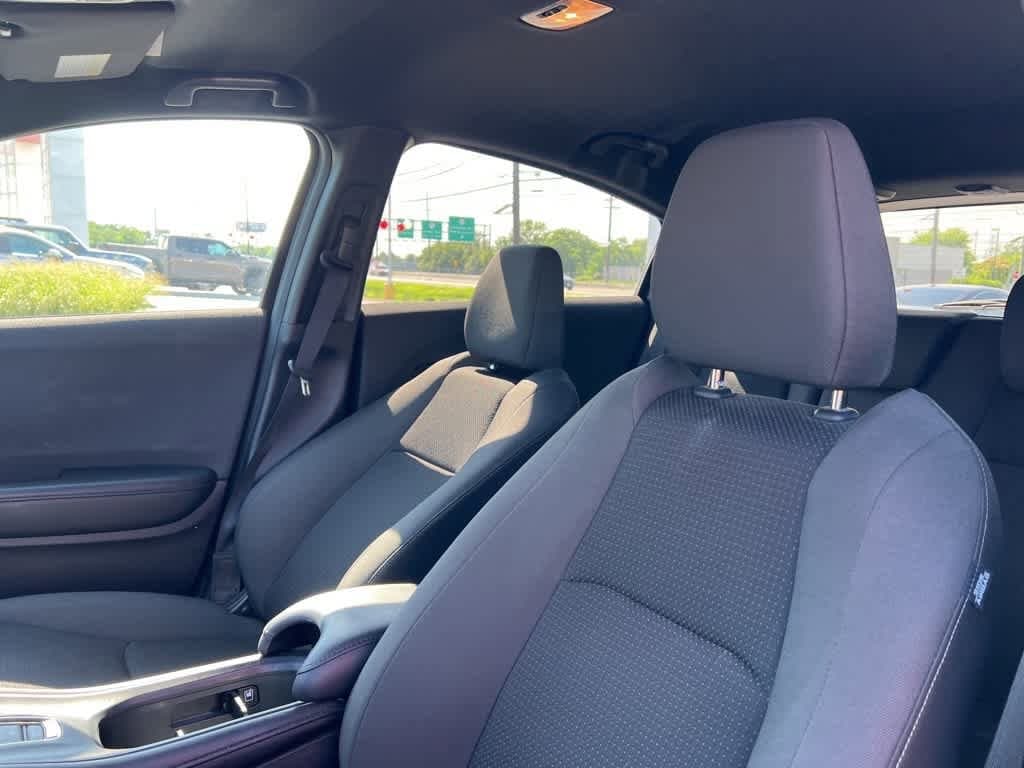 Thumbnail: 2022 Honda HR-V - 14