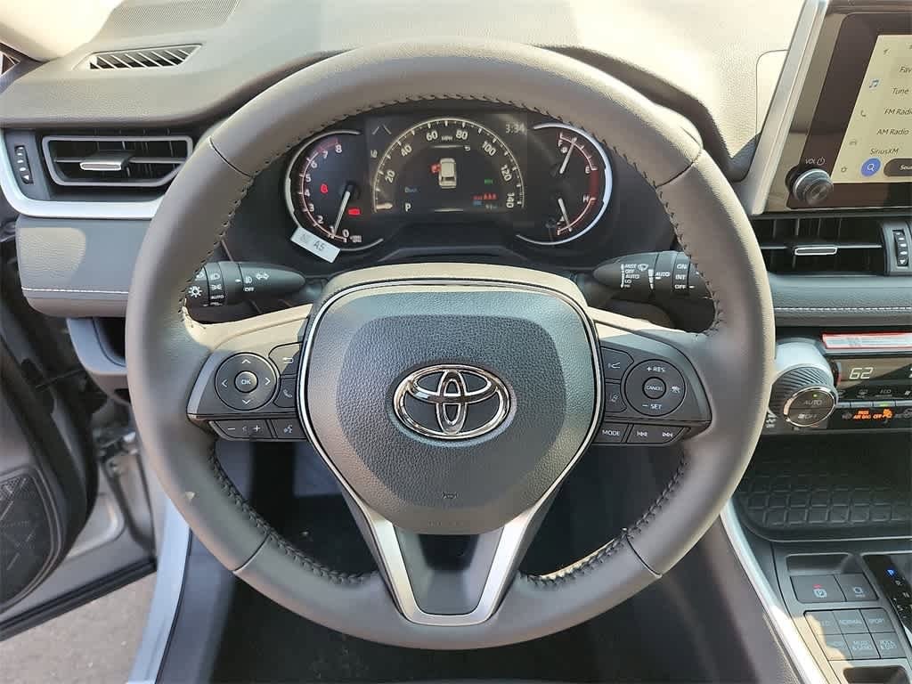 Thumbnail: 2025 Toyota RAV4 - 13