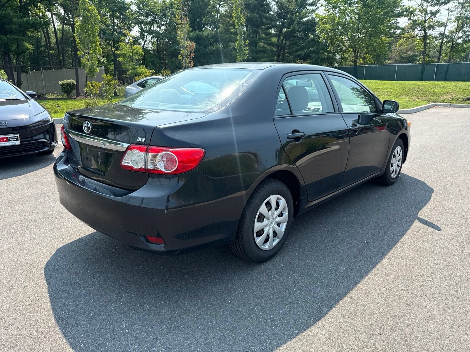 Thumbnail: 2011 Toyota Corolla - 5