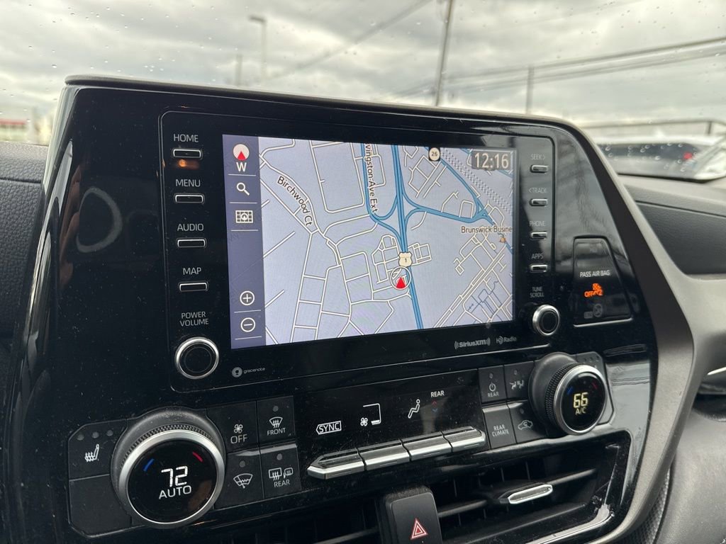 Thumbnail: 2021 Toyota Highlander - 25