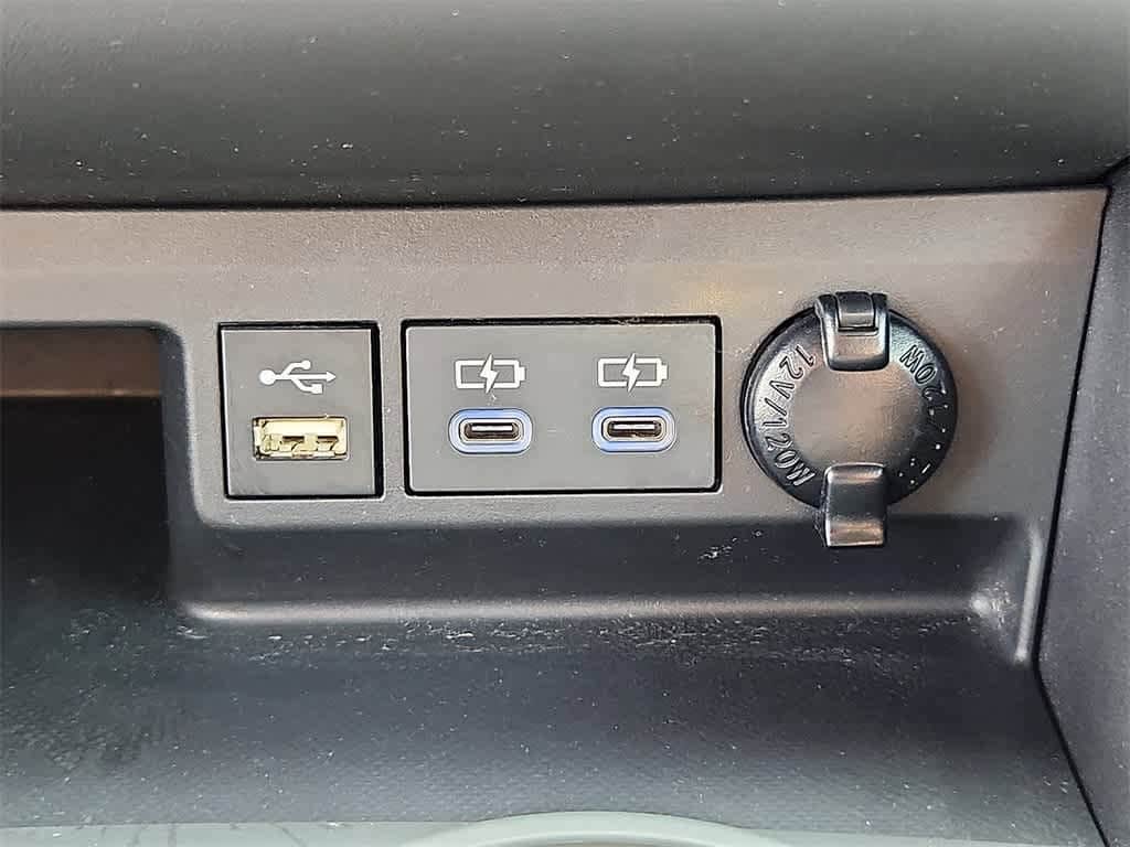2022 Toyota Highlander LE 30