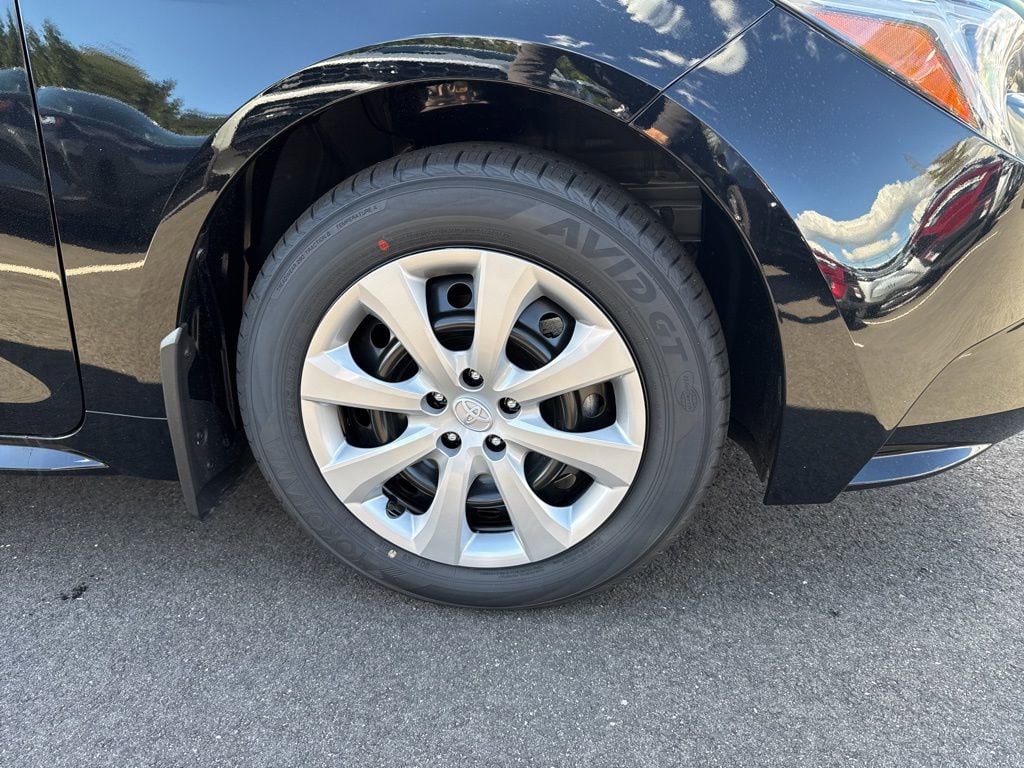 Thumbnail: 2026 Toyota Corolla - 9