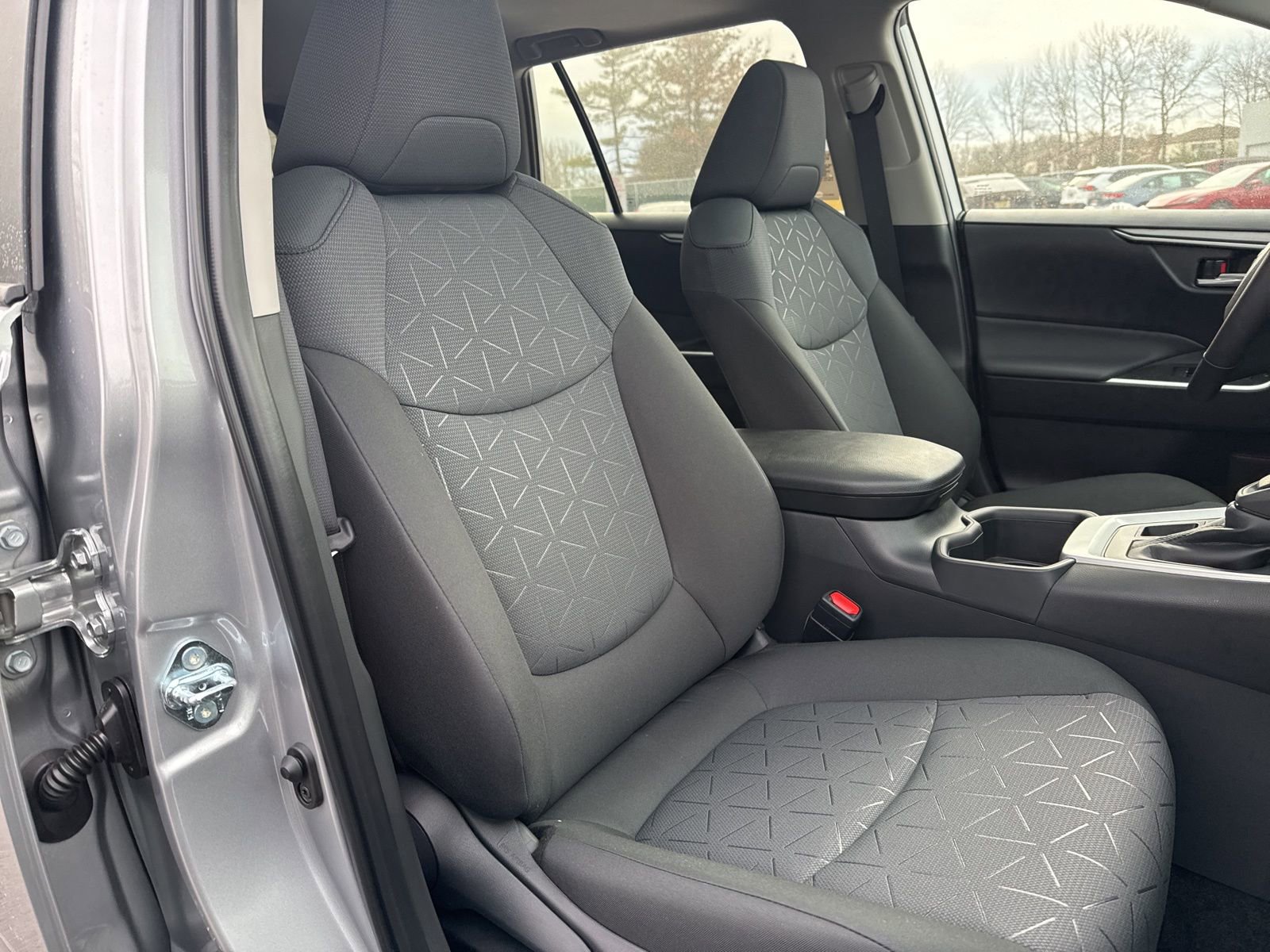 Thumbnail: 2025 Toyota RAV4 - 14