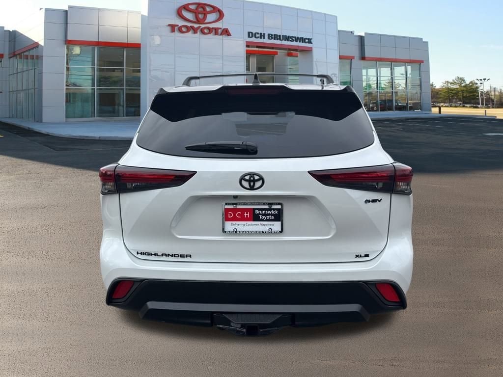 Thumbnail: 2025 Toyota Highlander - 6