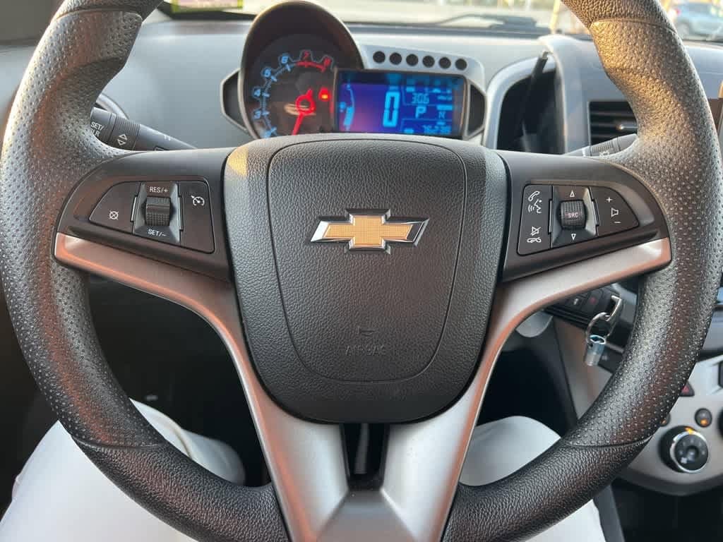 Thumbnail: 2013 Chevrolet Sonic - 17