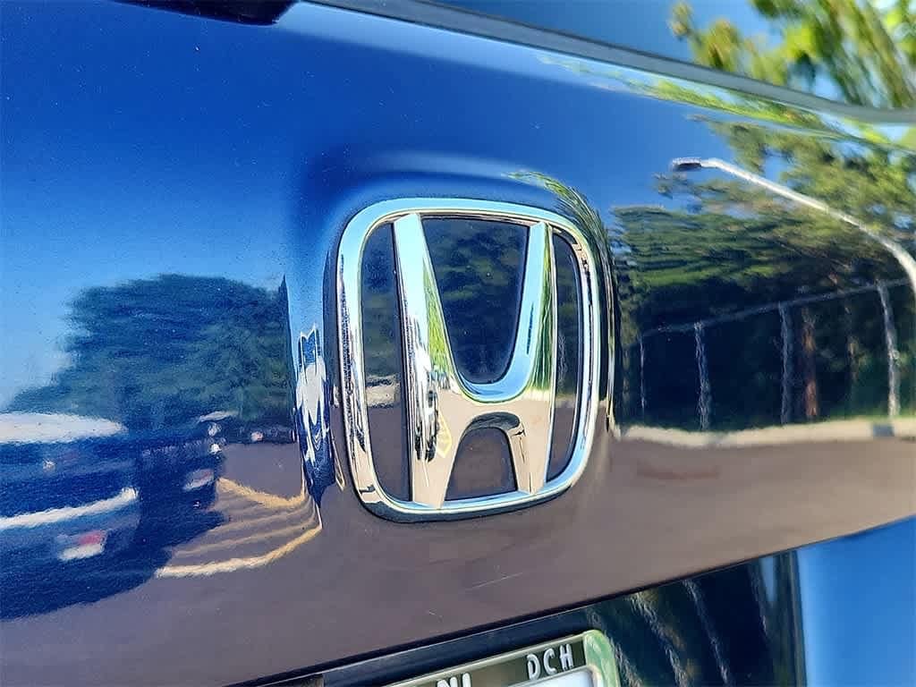 Thumbnail: 2017 Honda Pilot - 36