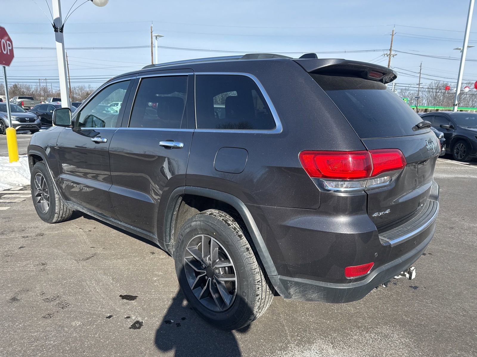 Thumbnail: 2019 Jeep Grand Cherokee - 16