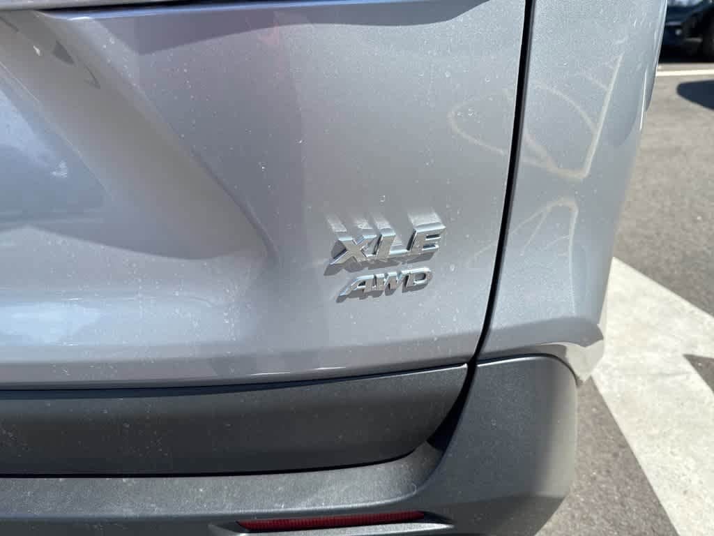 Thumbnail: 2025 Toyota RAV4 - 7