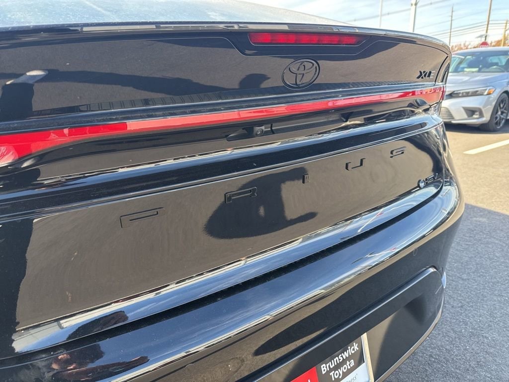 Thumbnail: 2026 Toyota Prius - 9