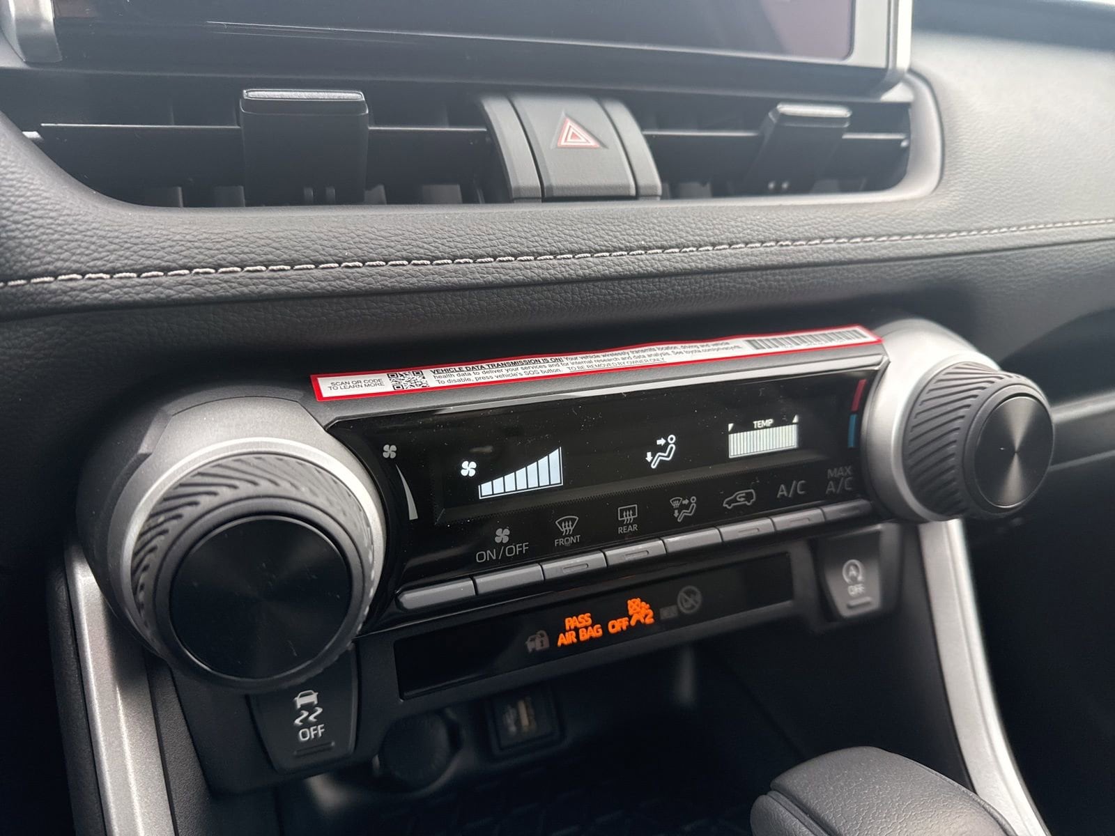 Thumbnail: 2025 Toyota RAV4 - 20