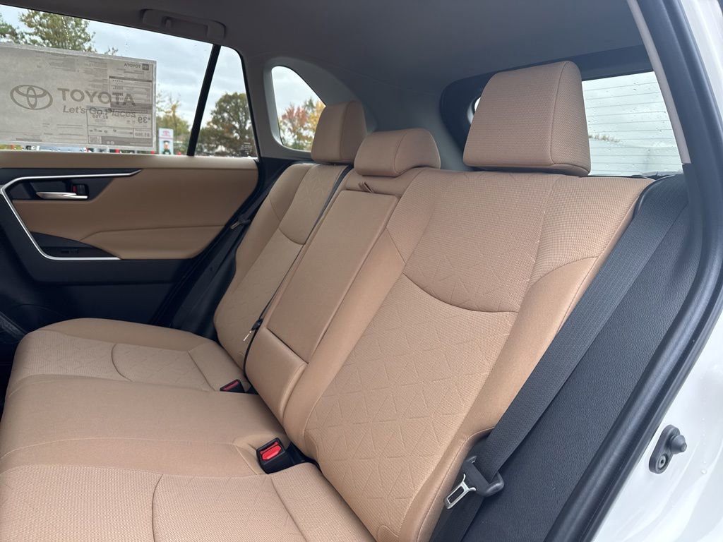 Thumbnail: 2025 Toyota RAV4 - 12