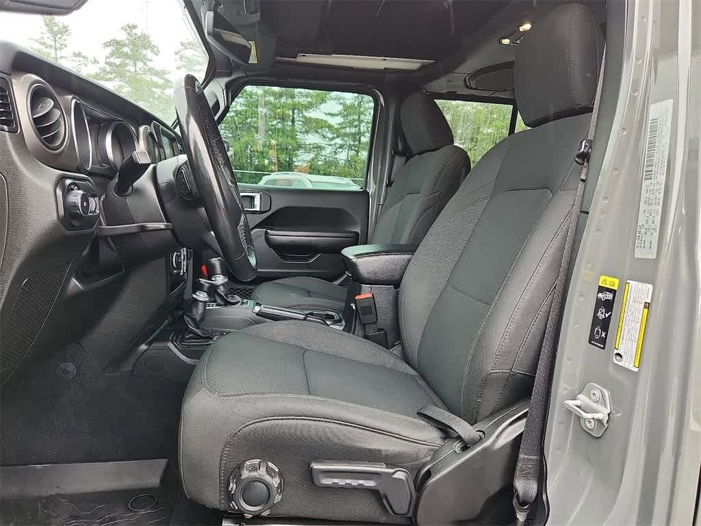 Thumbnail: 2020 Jeep Wrangler - 19