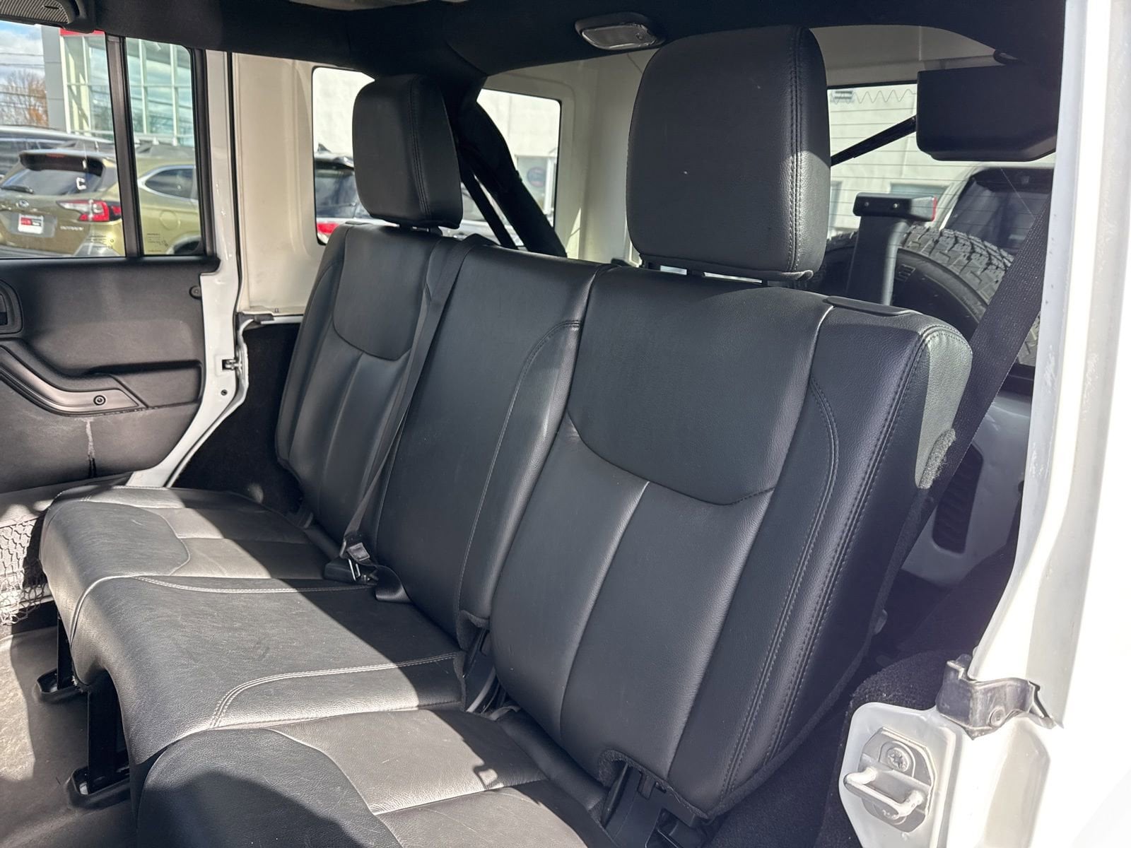 Thumbnail: 2017 Jeep Wrangler - 19