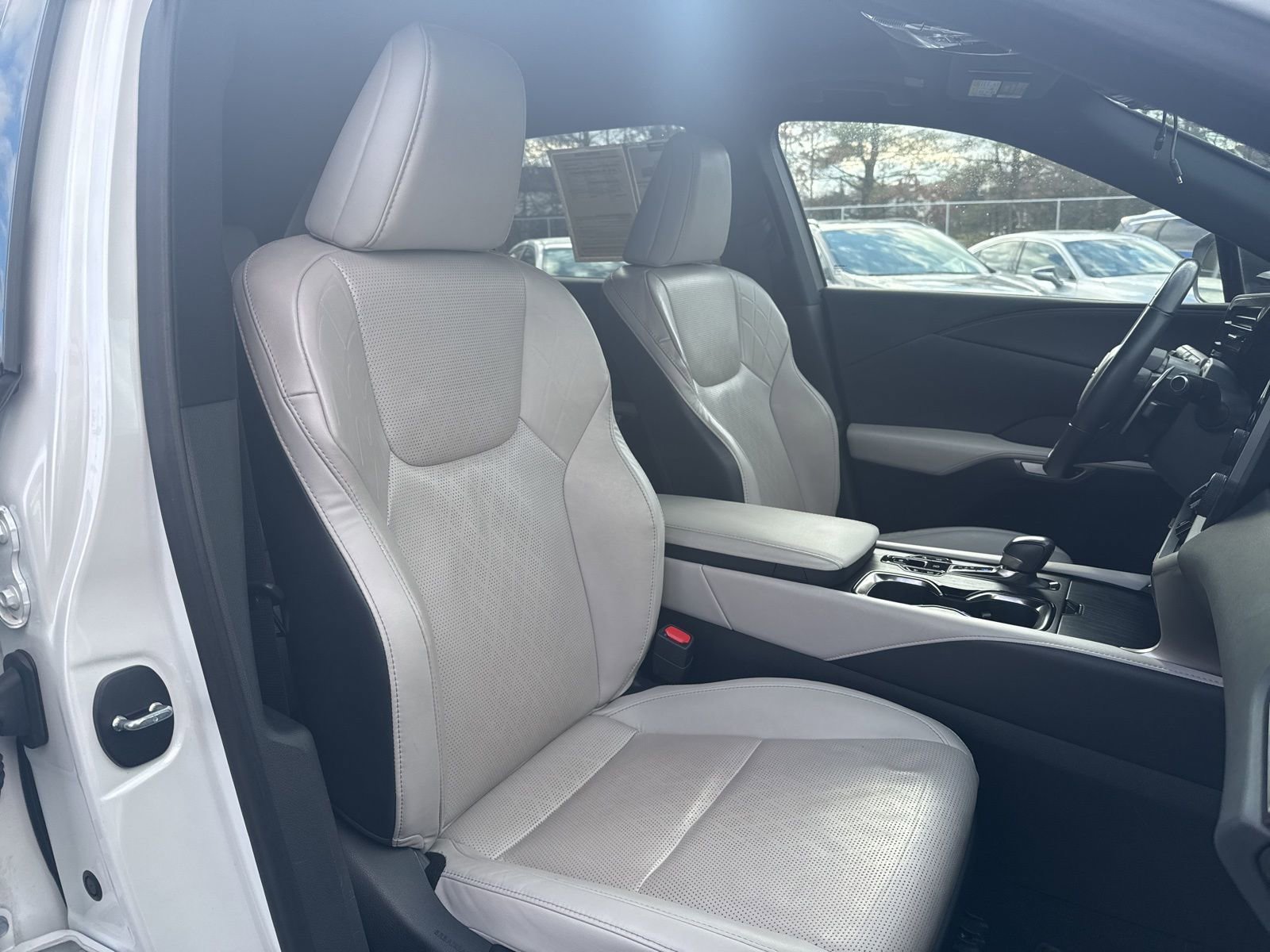 Thumbnail: 2023 Lexus RX - 22