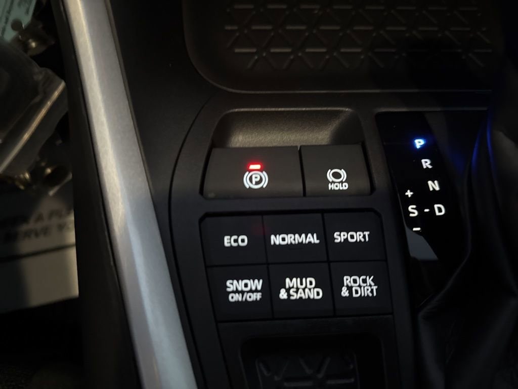 Thumbnail: 2024 Toyota RAV4 - 29