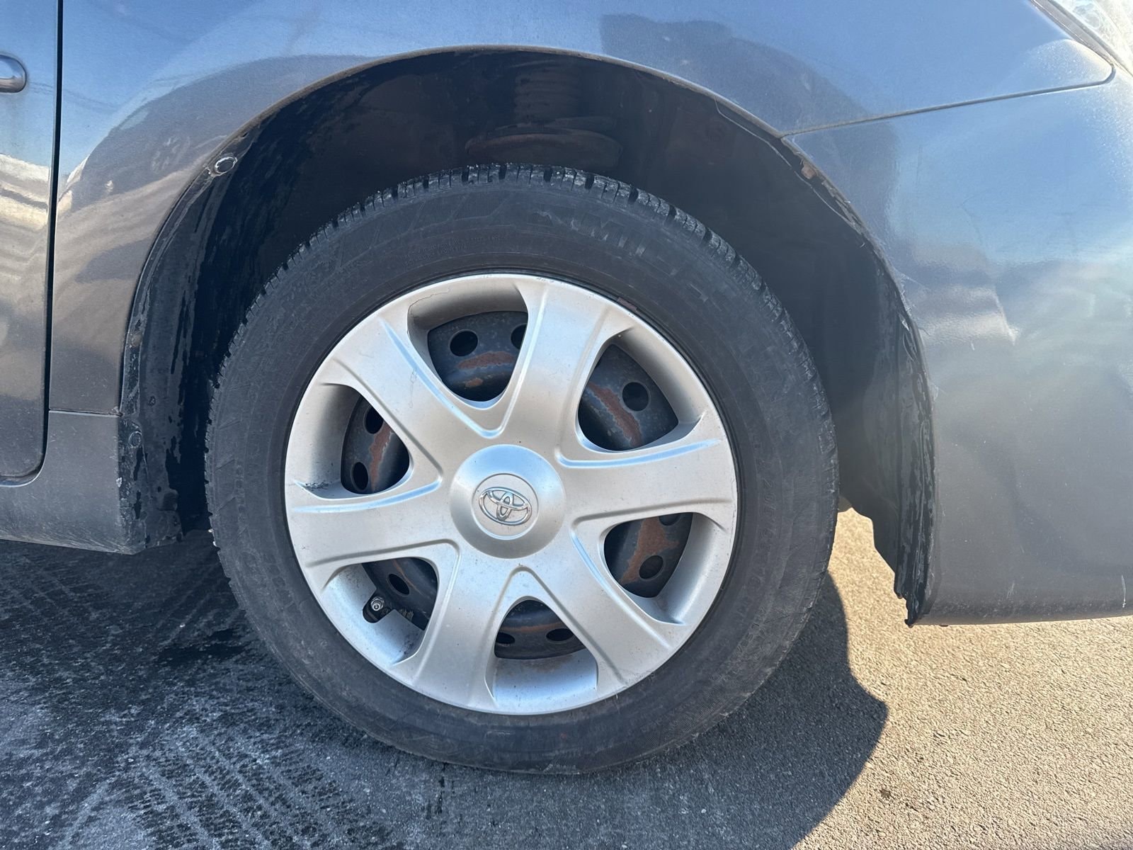 Thumbnail: 2010 Toyota Matrix - 5