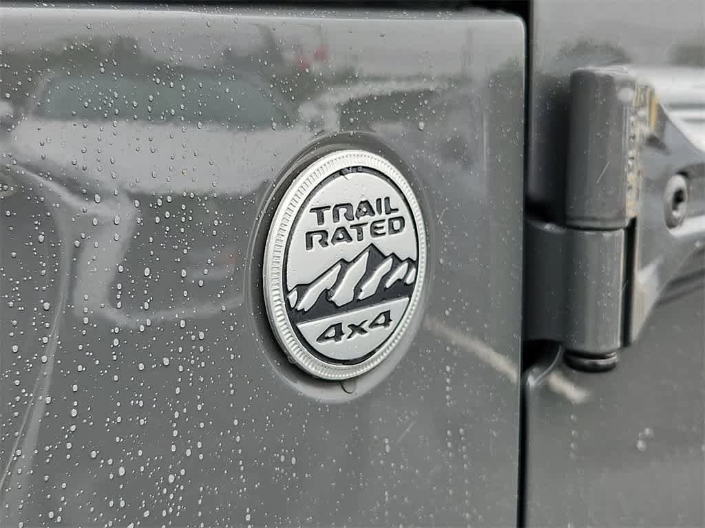 Thumbnail: 2020 Jeep Wrangler - 34
