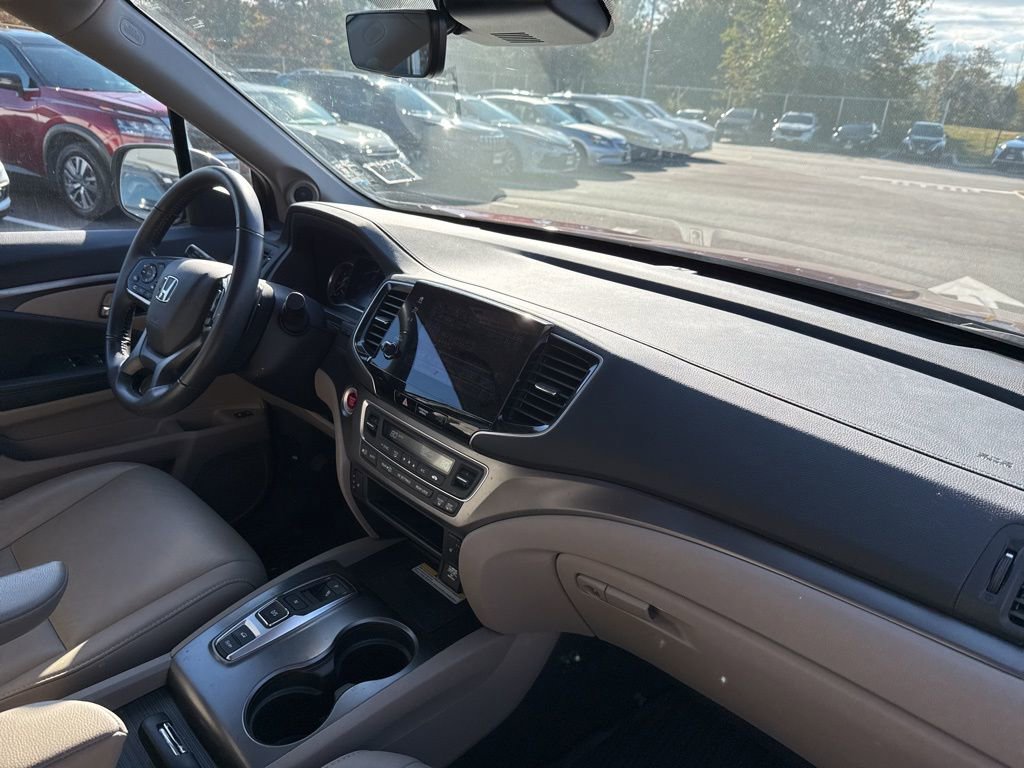 Thumbnail: 2022 Honda Pilot - 21