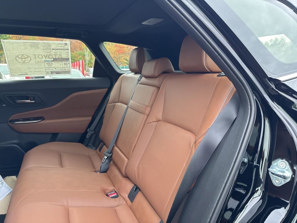 Thumbnail: 2025 Toyota Crown Signia - 11