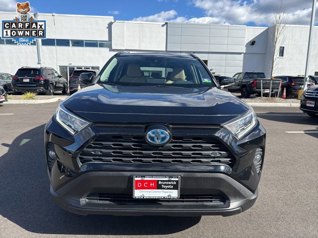 Thumbnail: 2019 Toyota RAV4 - 2