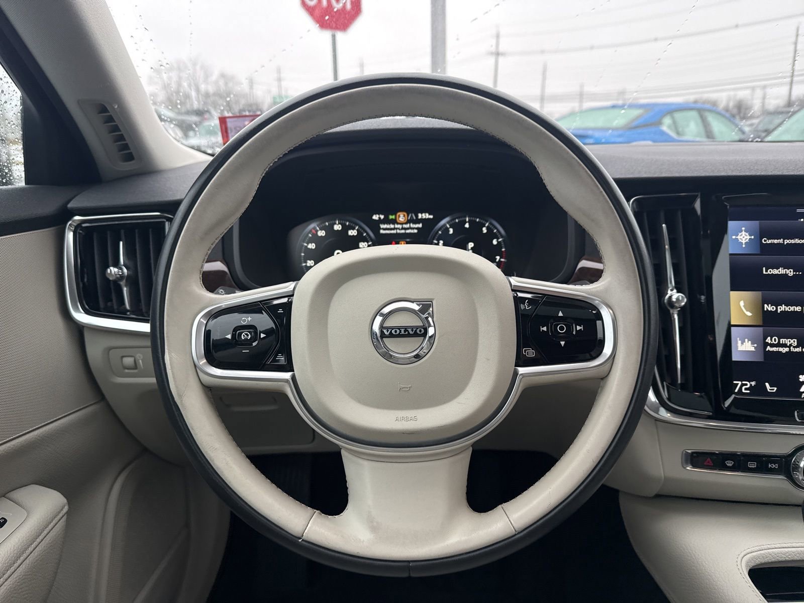 Thumbnail: 2017 Volvo S90 - 24