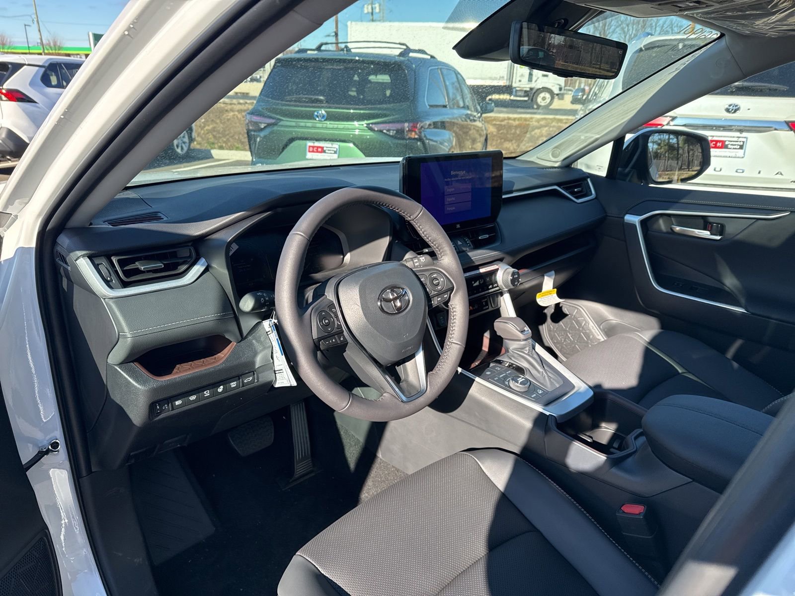 Thumbnail: 2025 Toyota RAV4 - 10