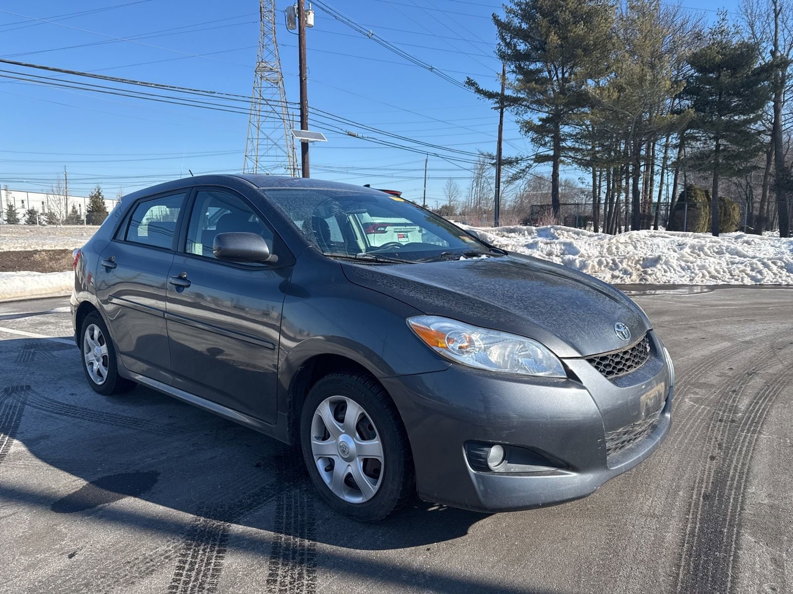 Thumbnail: 2010 Toyota Matrix - 3