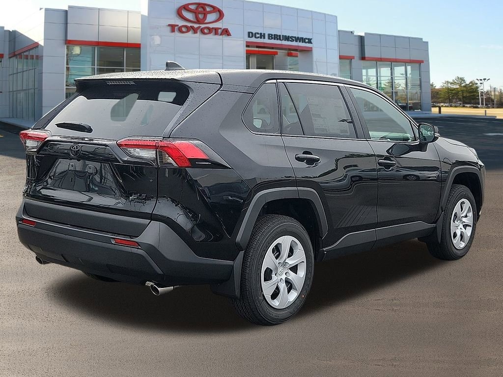 New 2025 Toyota RAV4 LE SUV