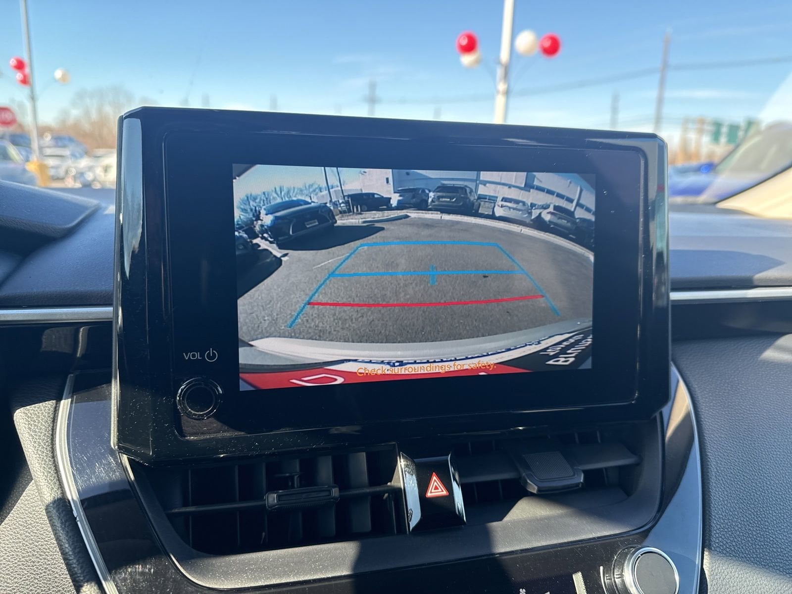 Thumbnail: 2023 Toyota Corolla - 25