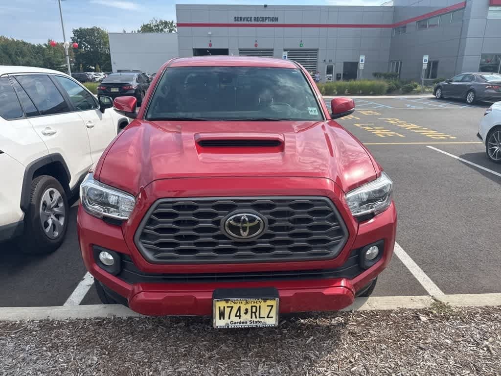 Thumbnail: 2022 Toyota Tacoma - 5