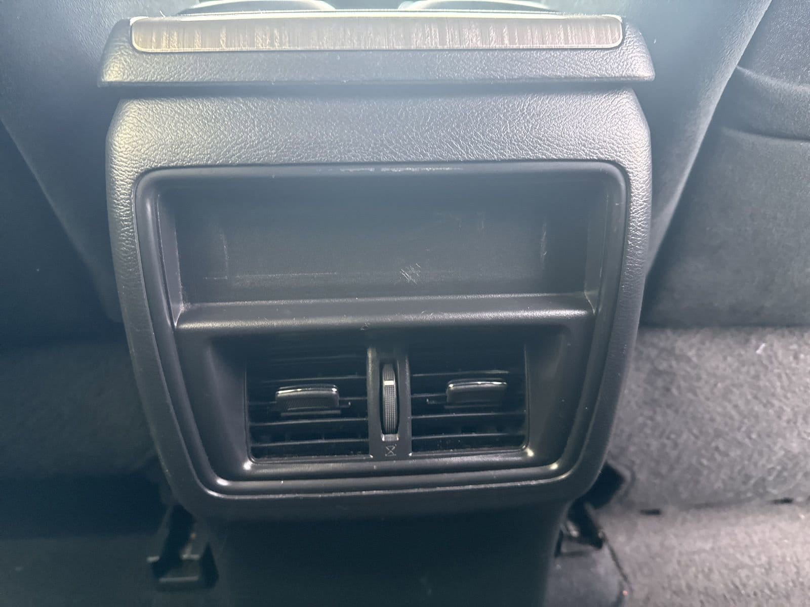 Thumbnail: 2016 Nissan Murano - 32