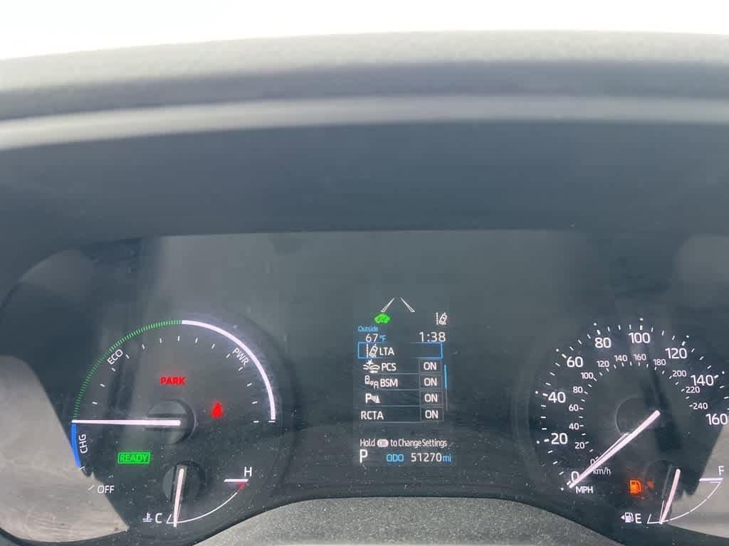 2021 Toyota Sienna XLE 26